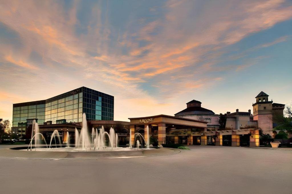 Argosy Casino Hotel & Spa Riverside Eksteriør bilde